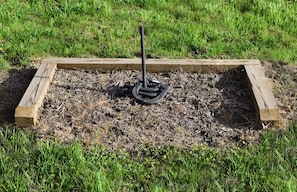 Property grounds - Fred's bungalow: a cabin (Flat Rock)