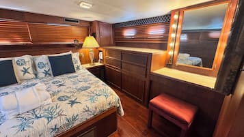 4 chambres, fer et planche à repasser, Wi-Fi, draps fournis