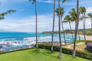Am Strand, Liegestühle, Strandtücher