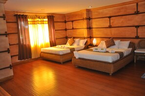 スーペリア ルーム (Dalisay) | デスク、ベッドシーツ、車椅子でアクセスできる設備