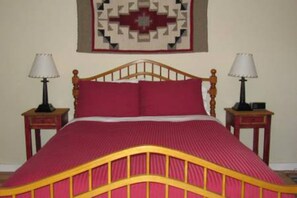 1 bedroom, desk, iron/ironing board, WiFi