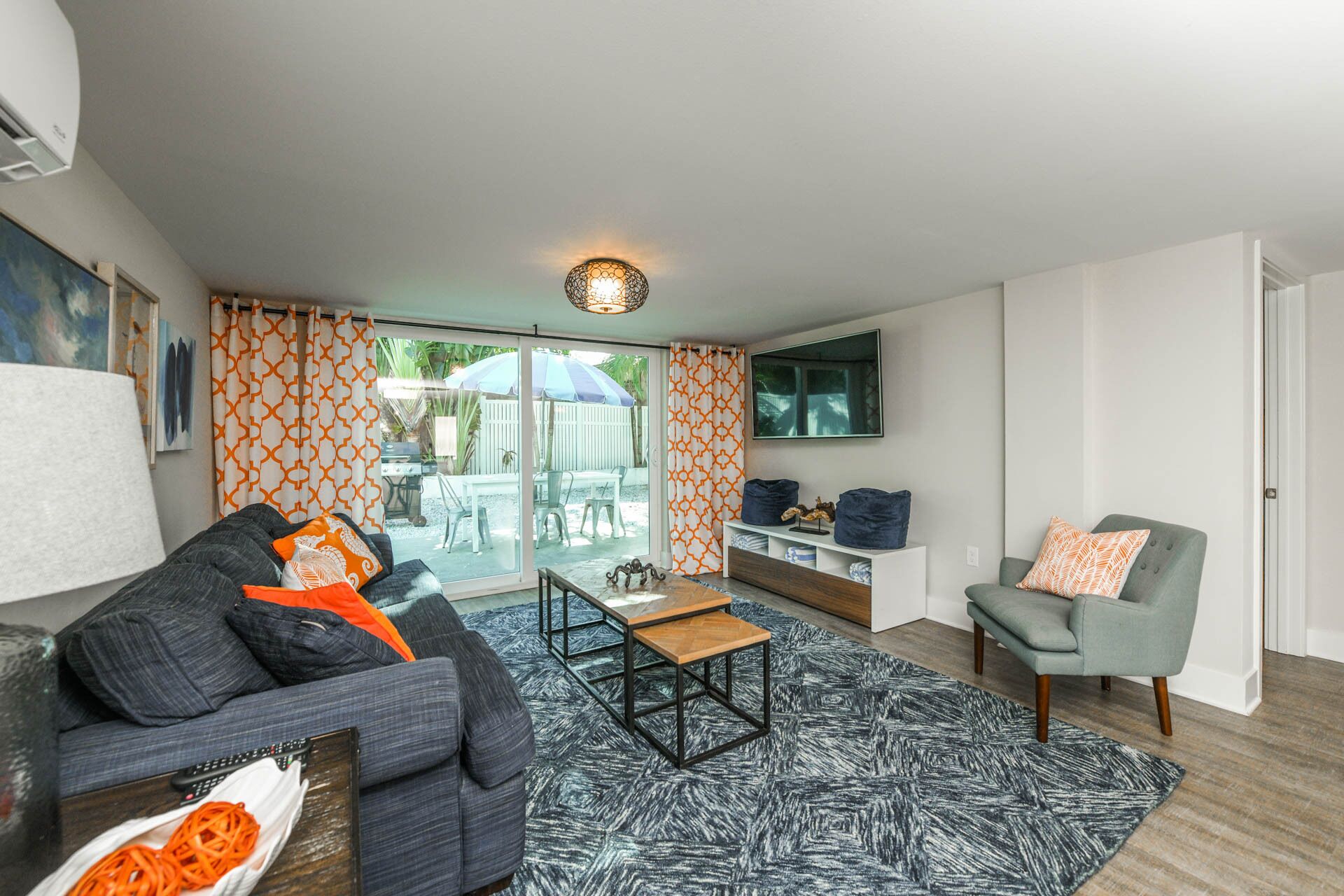Stylish Dog-Friendly Retreat Steps from Siesta Key Beach! - The Mahi
