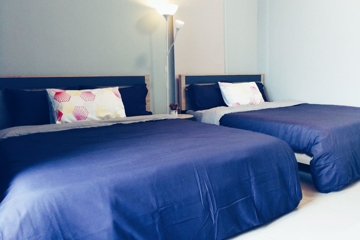 Apartment, 1 Bedroom | 1 bedroom, iron/ironing board, free WiFi