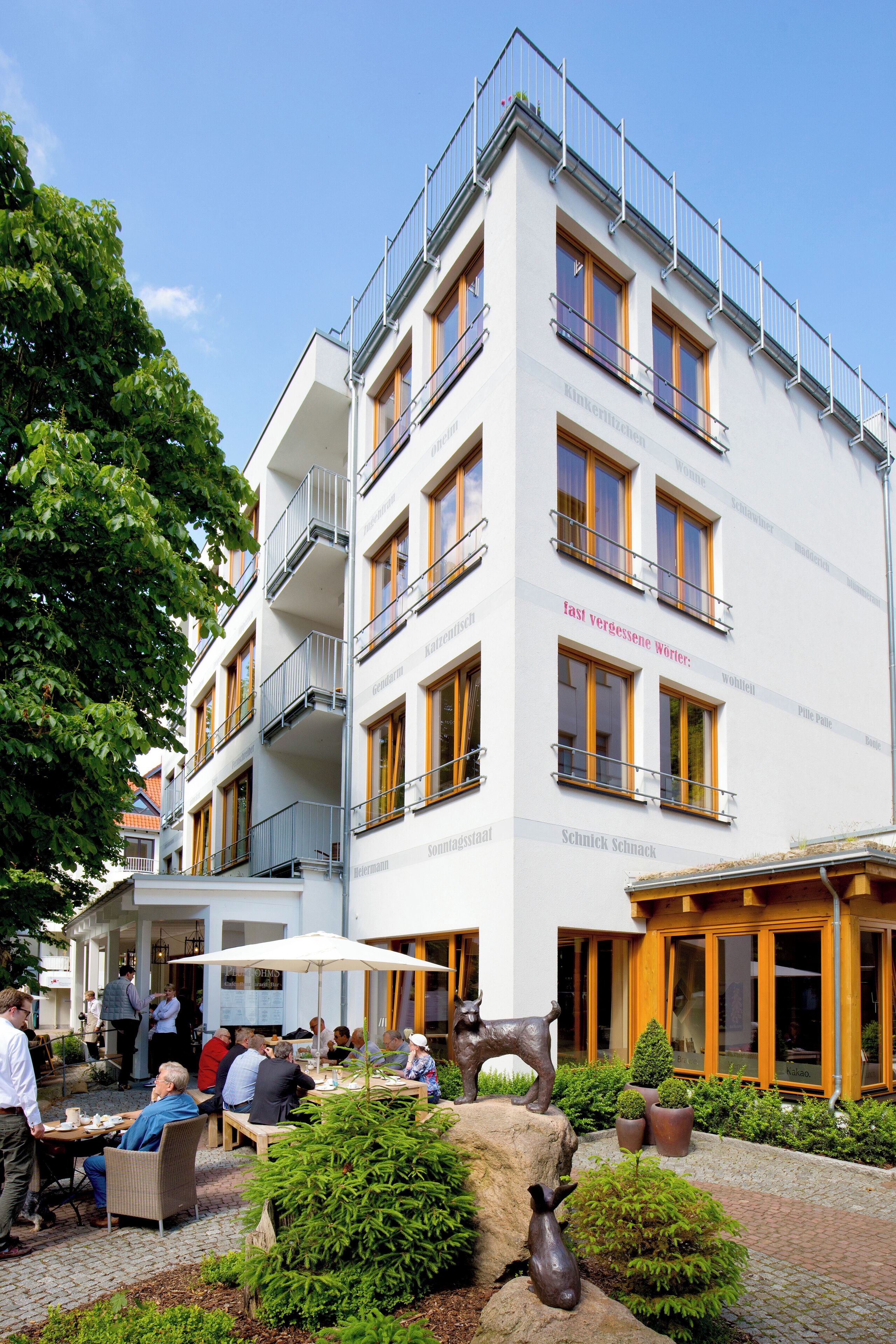 ด้านหน้าที่พัก