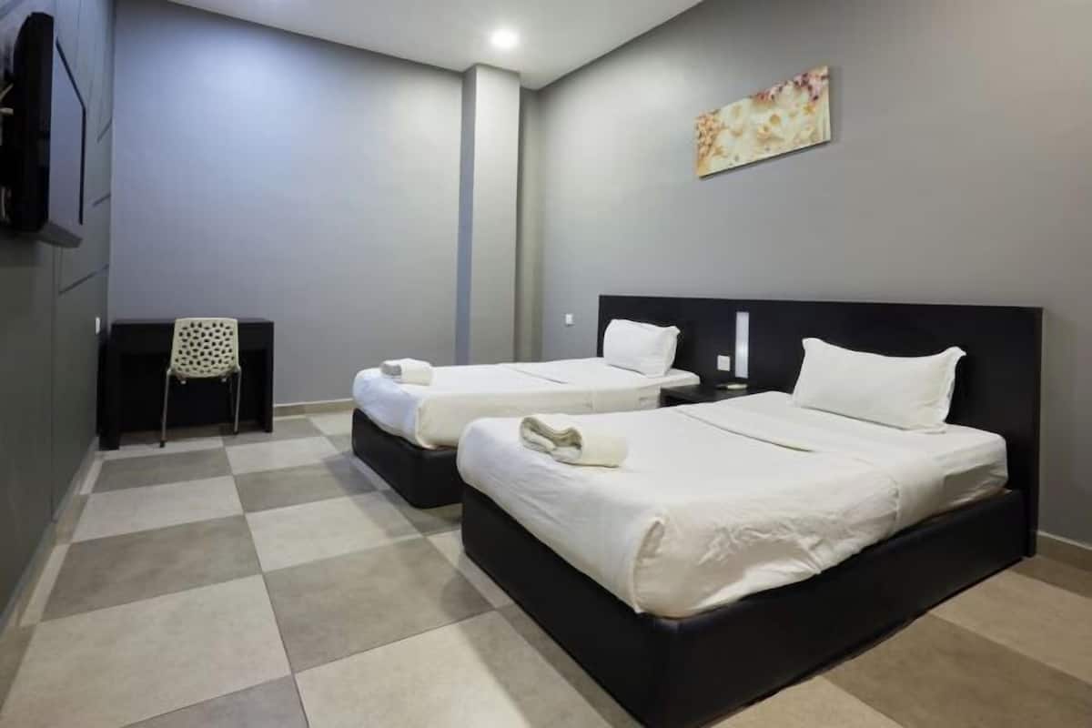 In-room safe, desk, rollaway beds, free WiFi