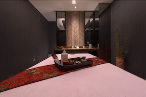 2 treatment rooms - Grand Picasso Hotel (Jakarta)