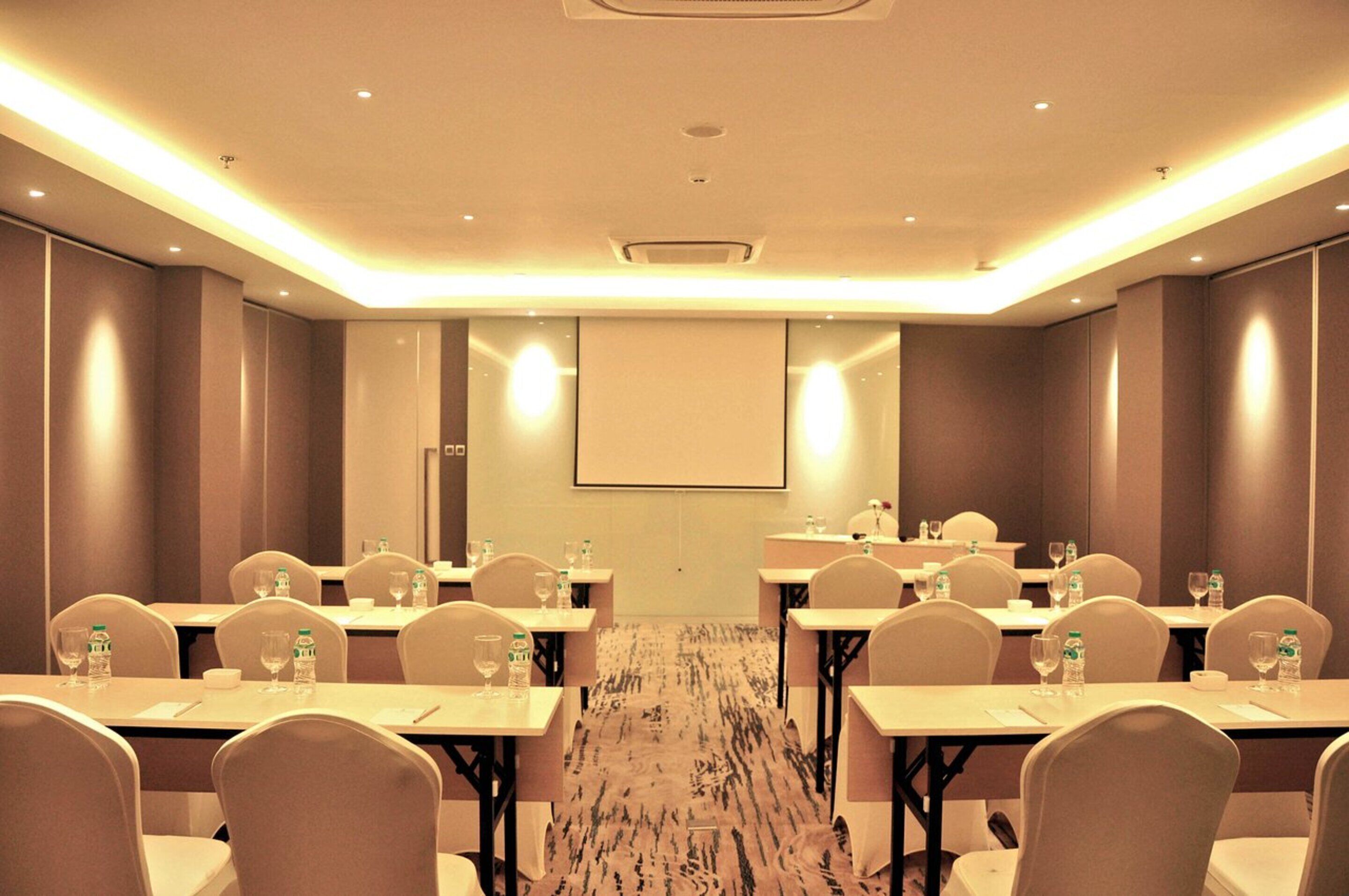 Photo - Grand Picasso Hotel