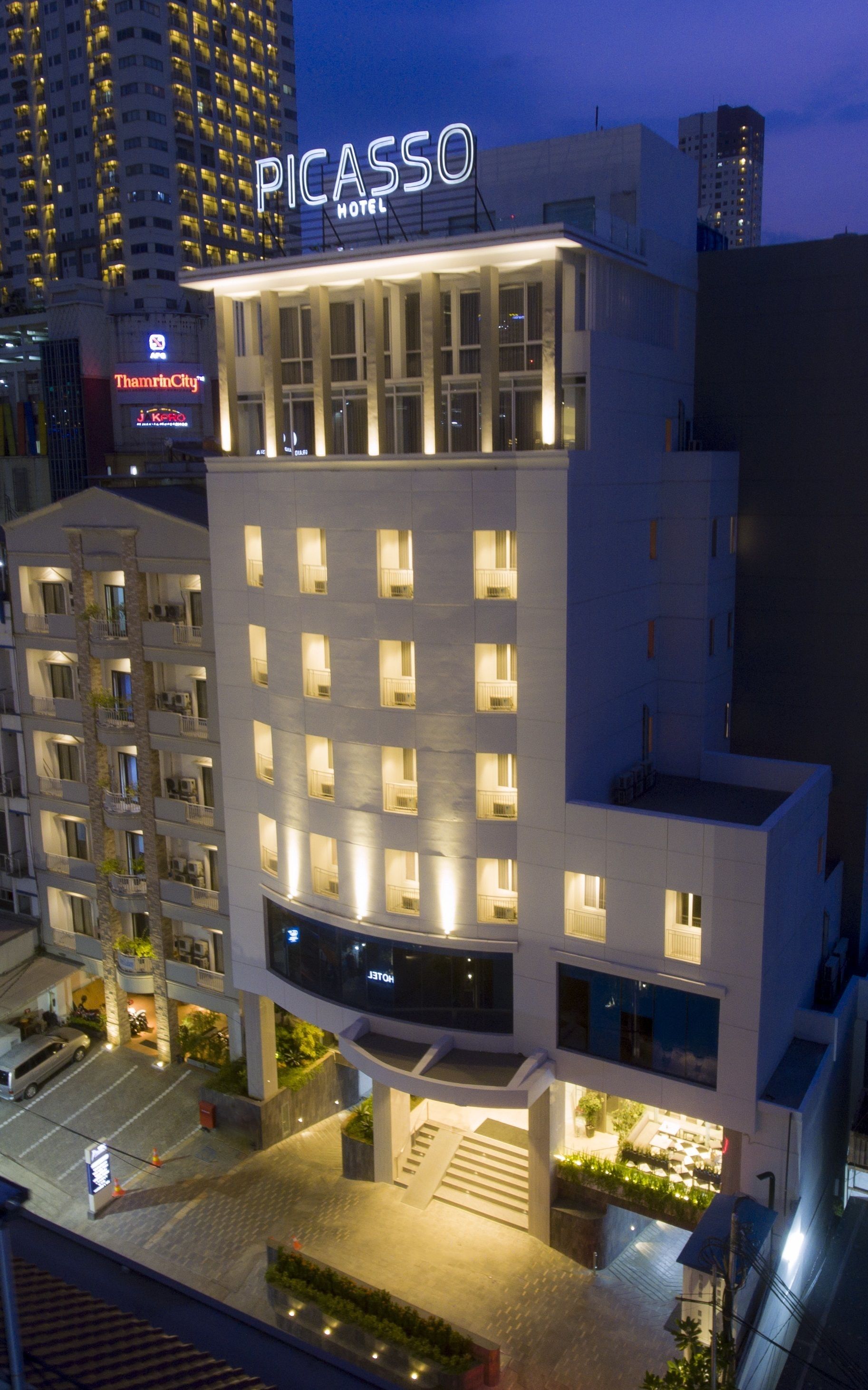 Photo - Grand Picasso Hotel