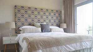 Unclassified image, 2 of 17, button - Central Park Umhlanga (Umhlanga)