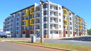 Unclassified image, 3 of 17, button - Central Park Umhlanga (Umhlanga)