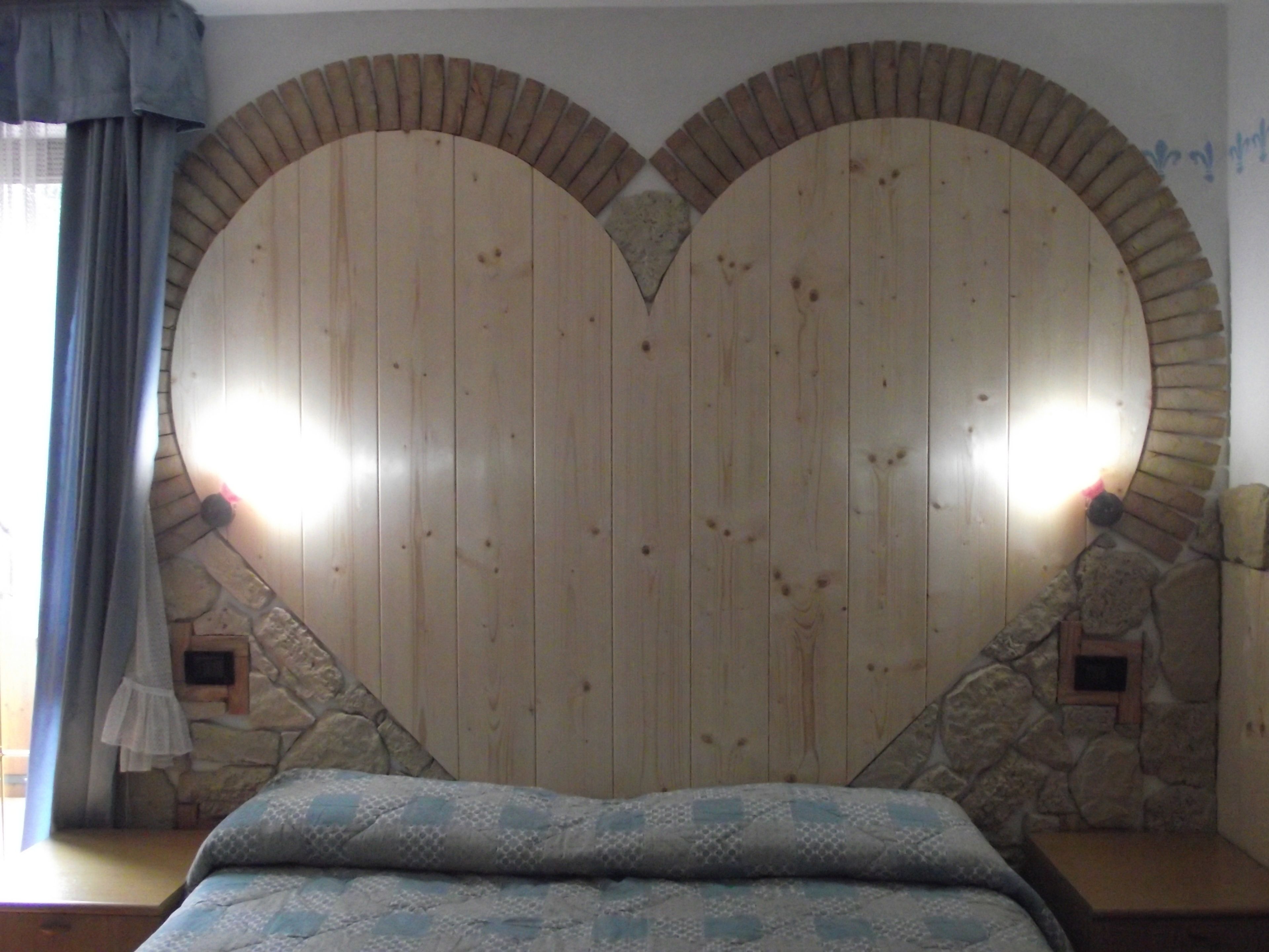 Triple Room | Desk, free cots/infant beds, free WiFi