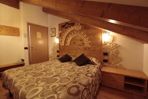 Desk, free cots/infant beds, free WiFi - Maso La Vecchia Quercia (Baselga di Pine)