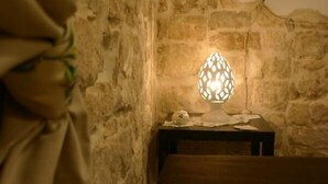 أسرّة أطفال/رضّع (مجانًا) وواي فاي مجانًا وملاءات أسرّة
