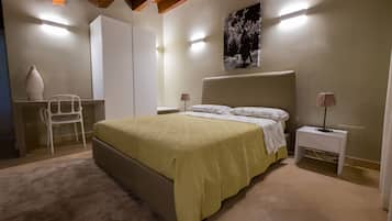 Superior Suite, Pool Access, Garden View | 1 bedroom, premium bedding, down duvets, Select Comfort beds