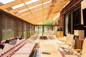 ペット同宿 リビングテラス付 戸建てタイプ3LDKコテージ | テラス / パティオ