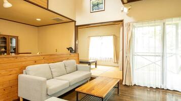 2 bedrooms, bed sheets