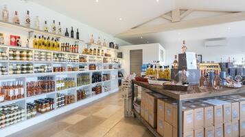 Gift shop