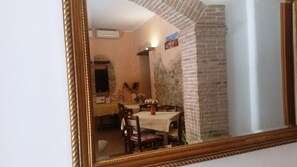 Food court - Camere Primavera B&B (Fondi)