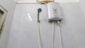 Shower, towels