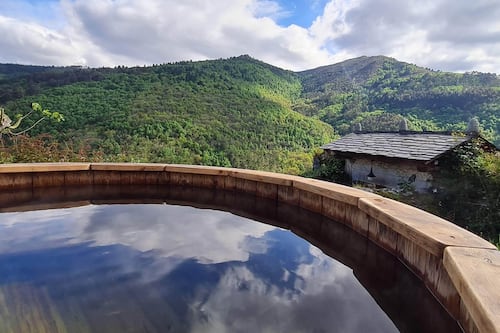 Sauna, fuentes de agua termal o mineral, masajes de tejido profundo