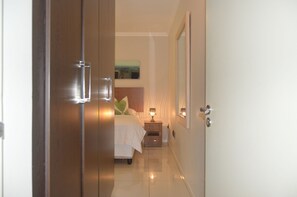 ลักซ์ชัวรี่อพาร์ทเมนท์, หลายเตียง, ปลอดบุหรี่ | ผ้าปูที่นอนฝ้ายอียิปต์, เครื่องนอนระดับพรีเมียม