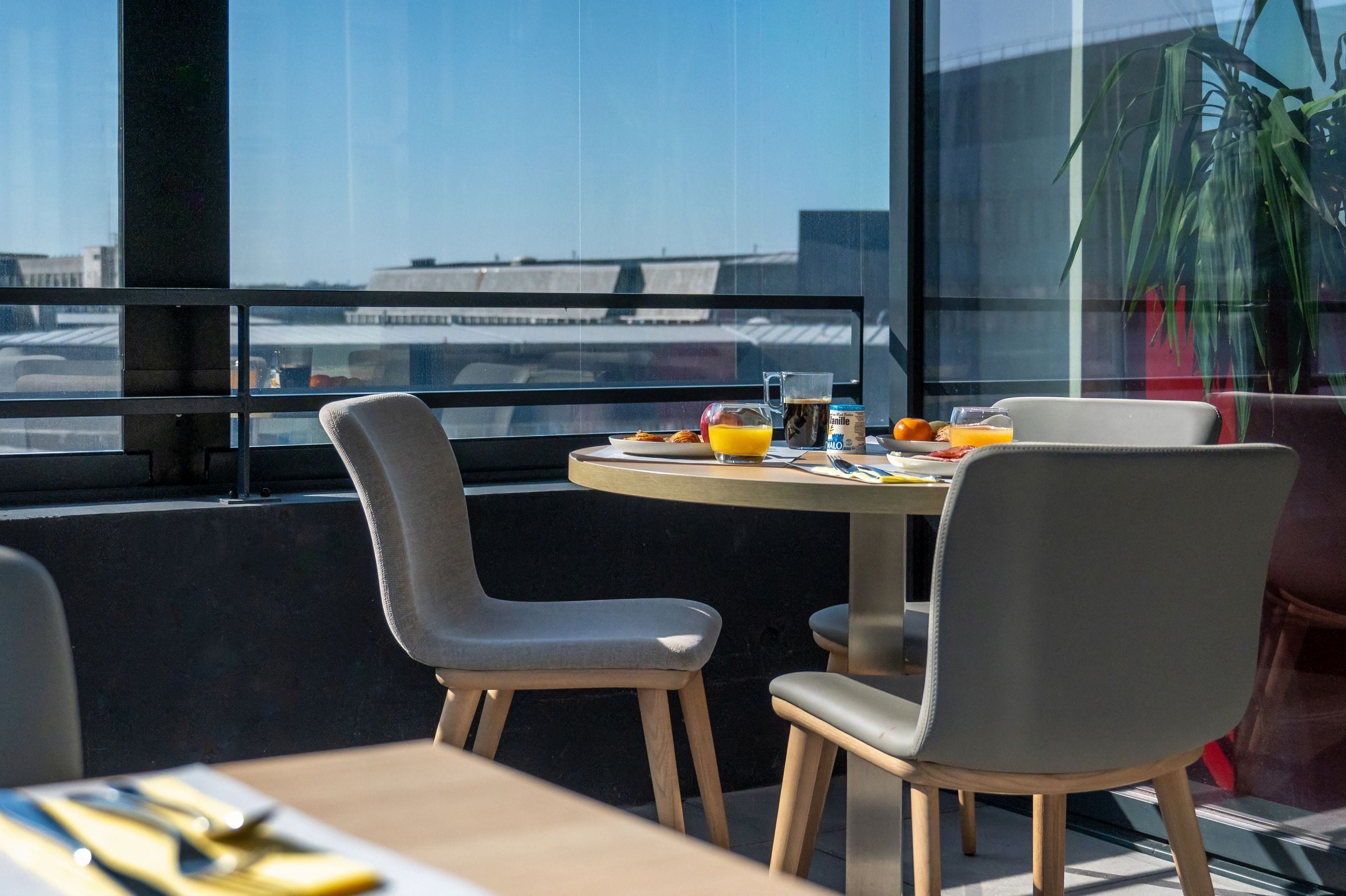 Esmorzar diari d&#x27;estil bufet (14 EUR per persona) 