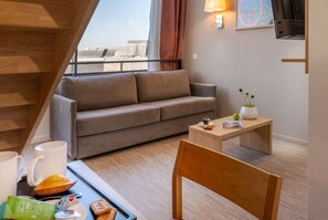 Superior Studio (3 People)