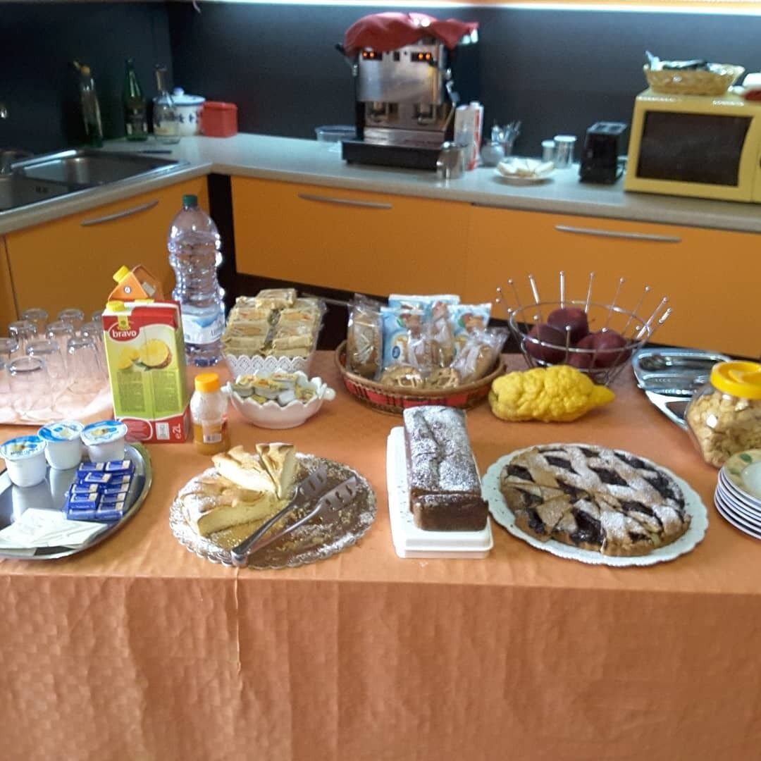 Colazione a buffet inclusa, servita tutte le mattine 