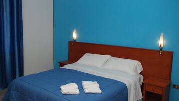 Doppelzimmer | Schreibtisch, kostenloses WLAN