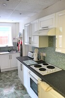 Apartment, 2 Bedrooms, Ground Floor (Apartment 2 ) | Private kitchen | Fridge, microwave, oven, coffee/tea maker