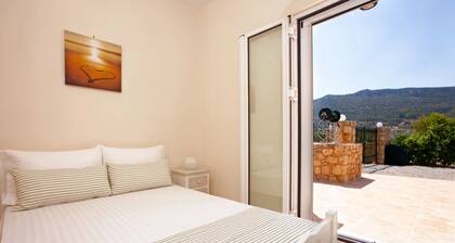 Laconia Domus - Papadianika