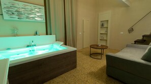 Unclassified image, 3 of 49, button