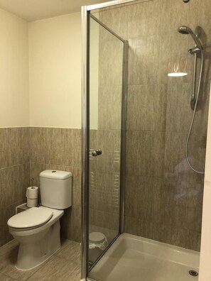 Double Room, Ensuite | Bathroom - Yew Tree Farm (Milton Keynes)