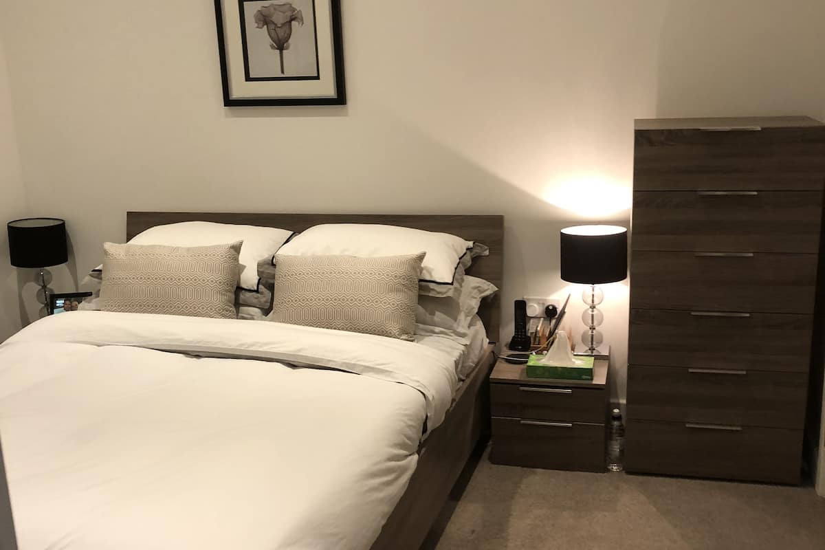 2 habitaciones y sábanas de algodón egipcio