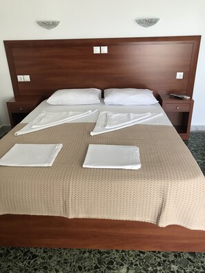 Appartement | 2 chambres, systĂšme dâinsonorisation, fer et planche Ă repasser