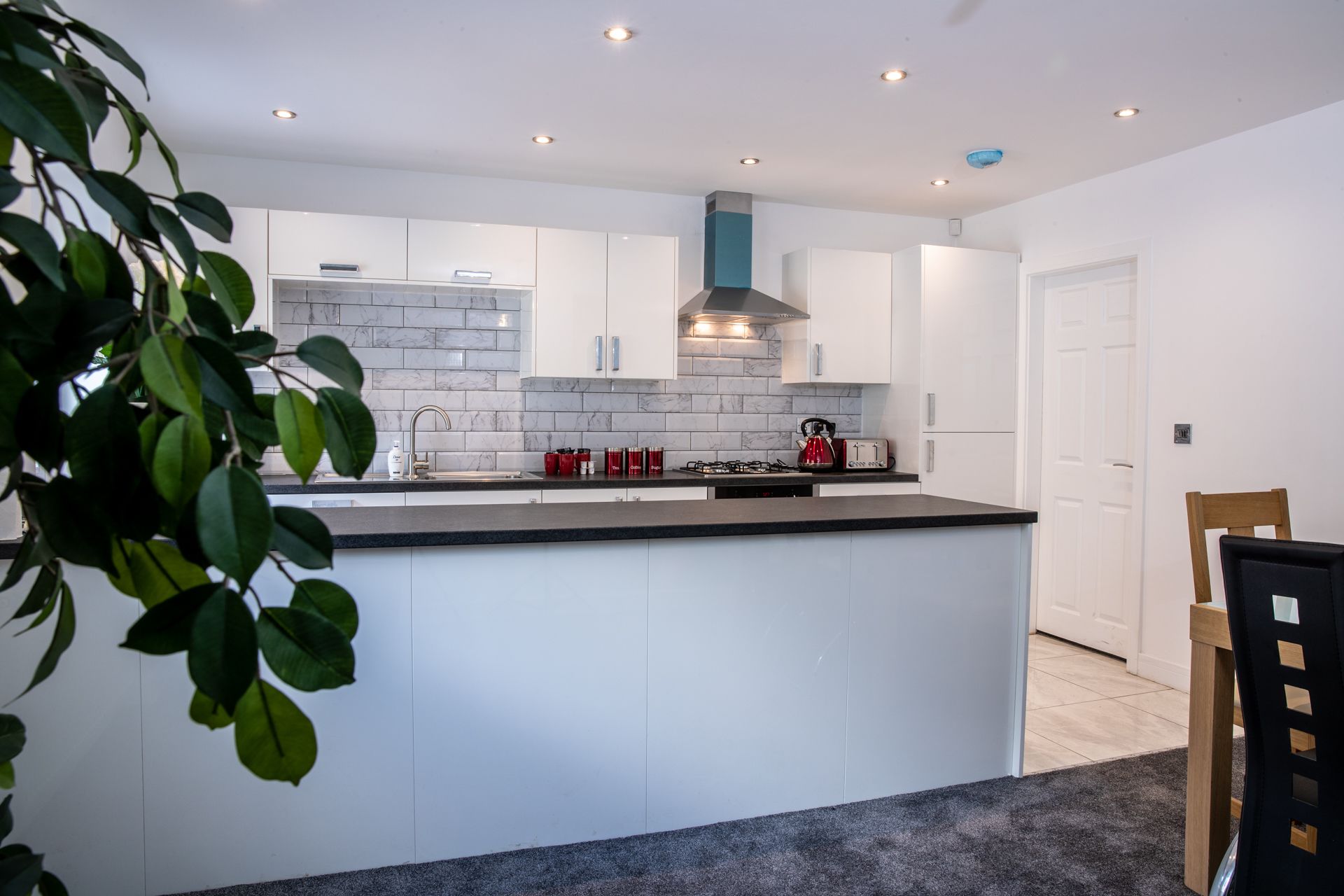 Nhà, 6 phòng ngủ | Bếp riêng | Tủ lạnh, lò vi sóng, lò nướng, bếp nấu 