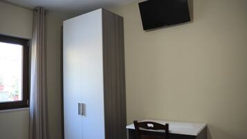 Double Room, Mountain View | Room amenity