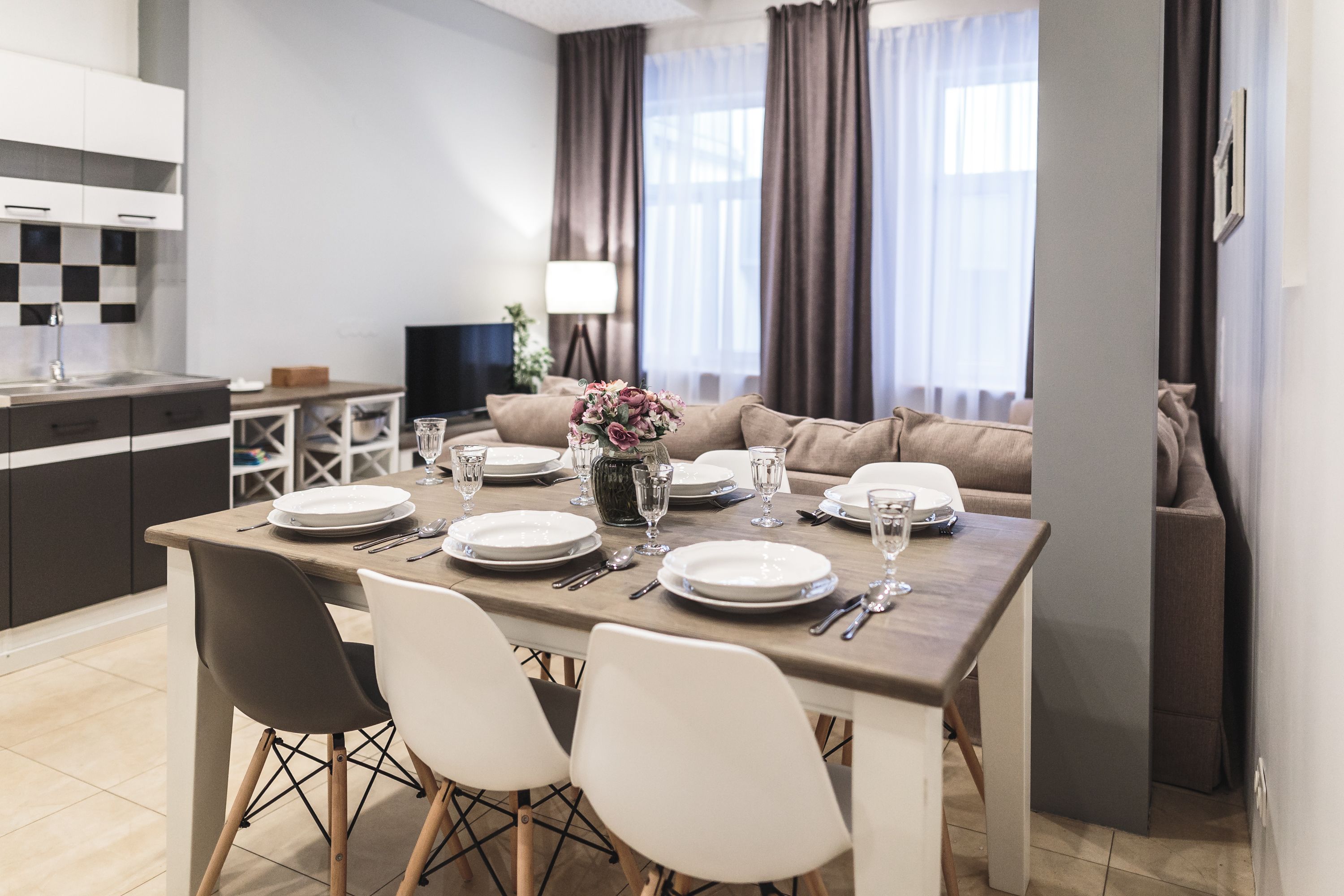 Apartemen Superior, 4 kamar tidur, area halaman | Ruang keluarga | TV layar datar