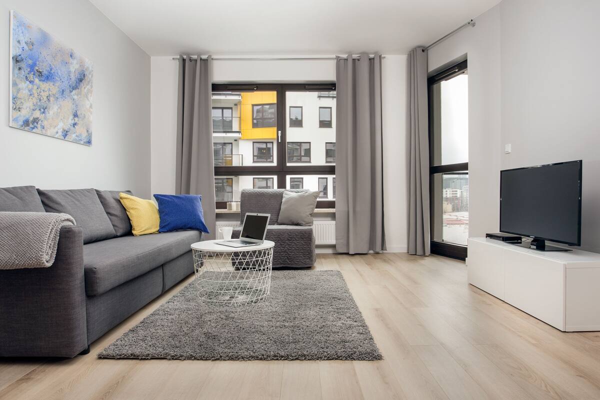 Apartemen Superior | Area keluarga | TV layar datar