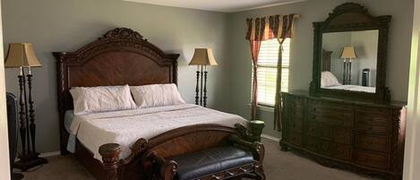 4 habitaciones, tabla de planchar con plancha y wifi gratis