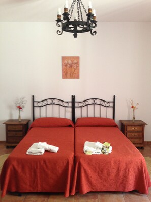 Suite, 2 Bedrooms, Balcony