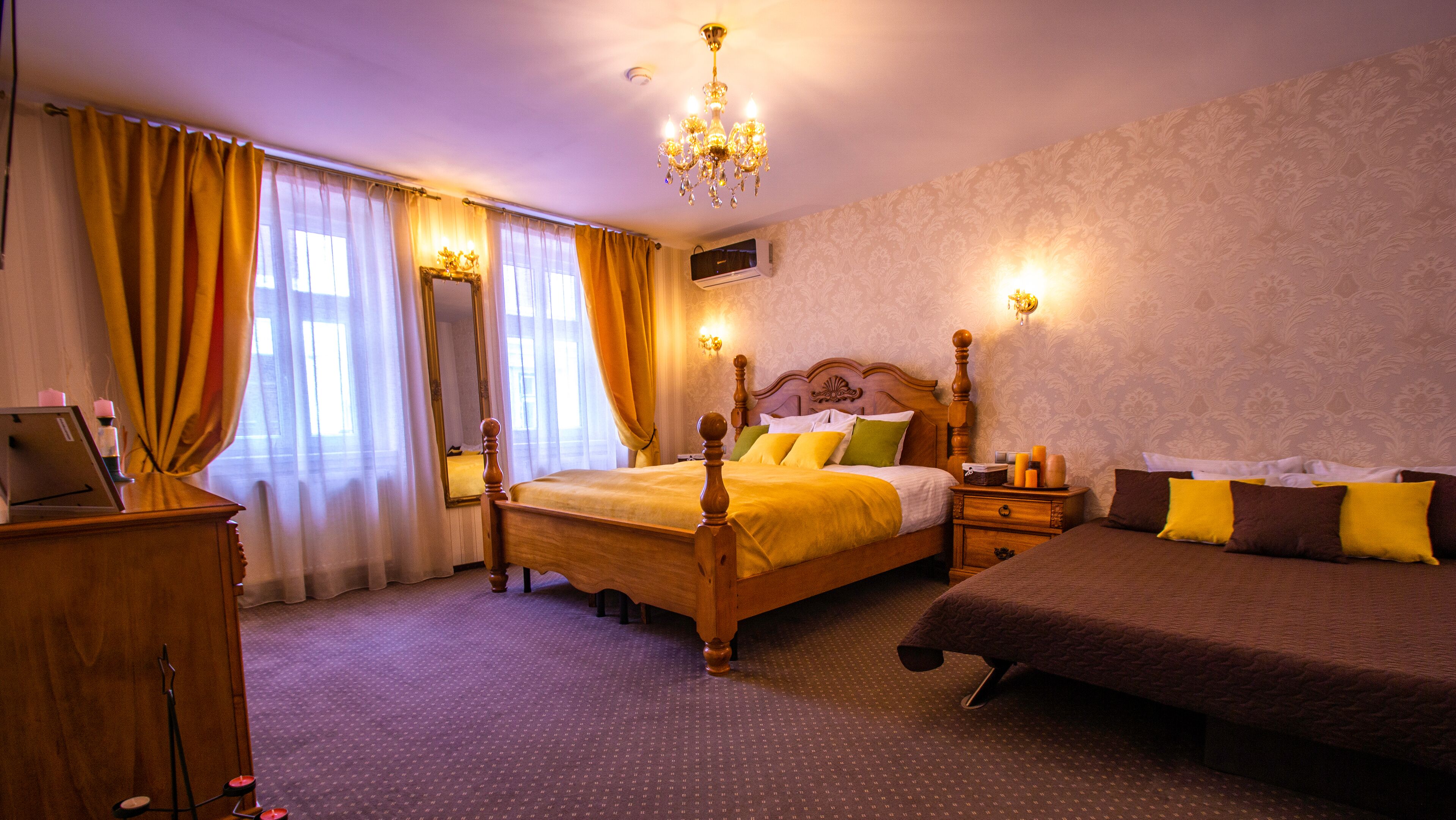 1 habitación, escritorio, cortinas blackout y sistema de insonorización 