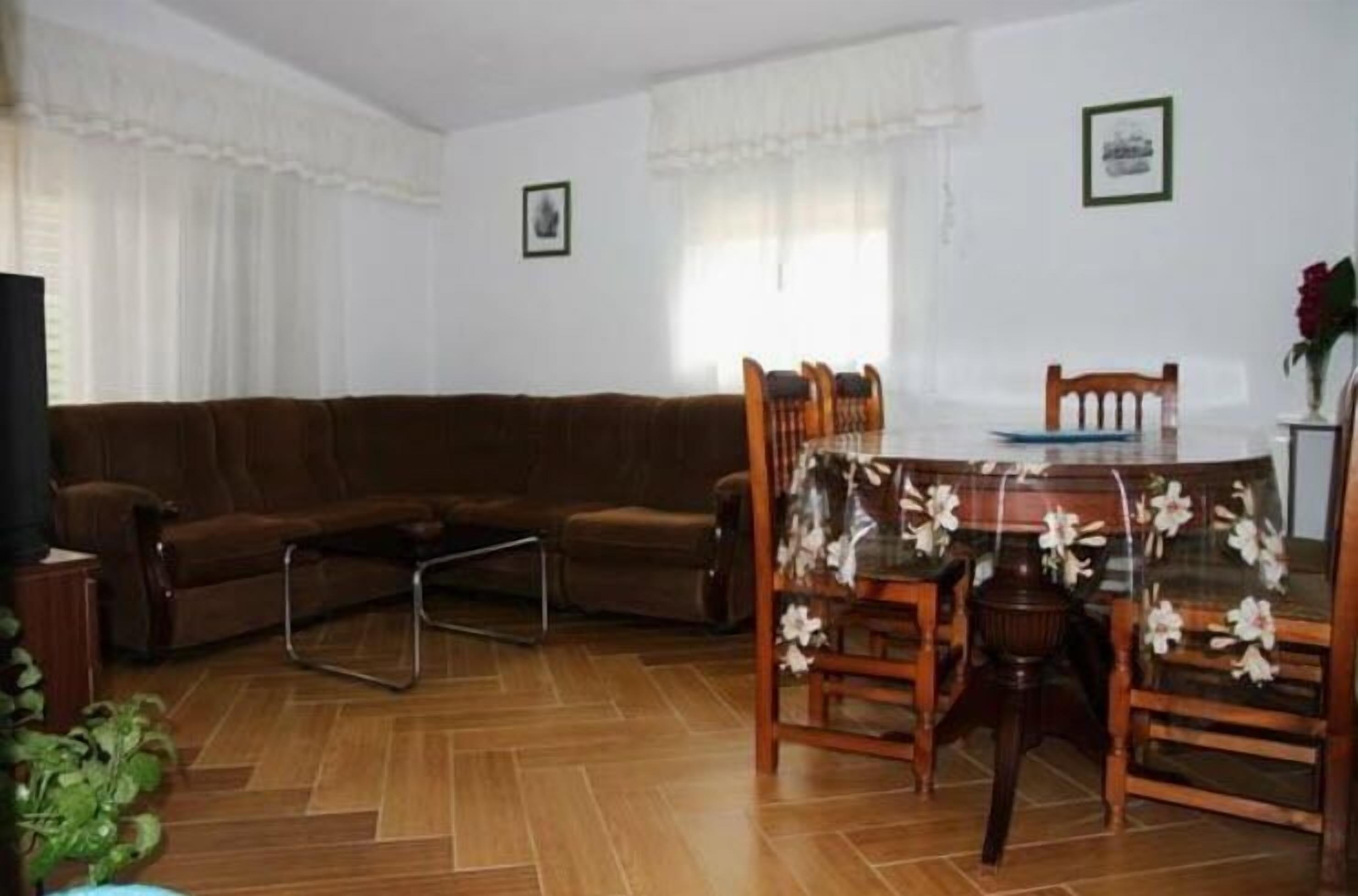 Photo - Albergue Turistico Torre de Sabre