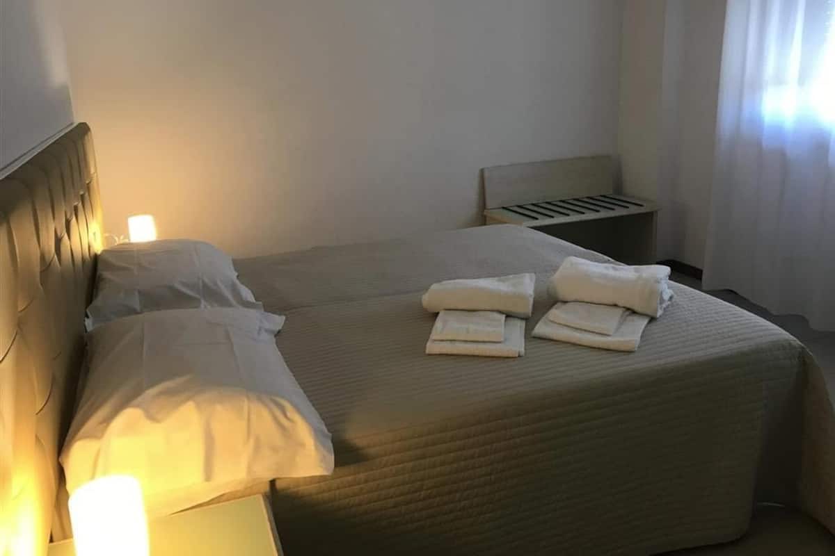 In-room safe, iron/ironing board, free WiFi, bed sheets