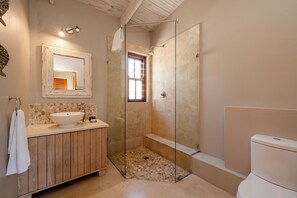 Studio Deluxe | Salle de bain