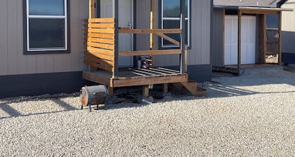 Desert Meadow Lodge
