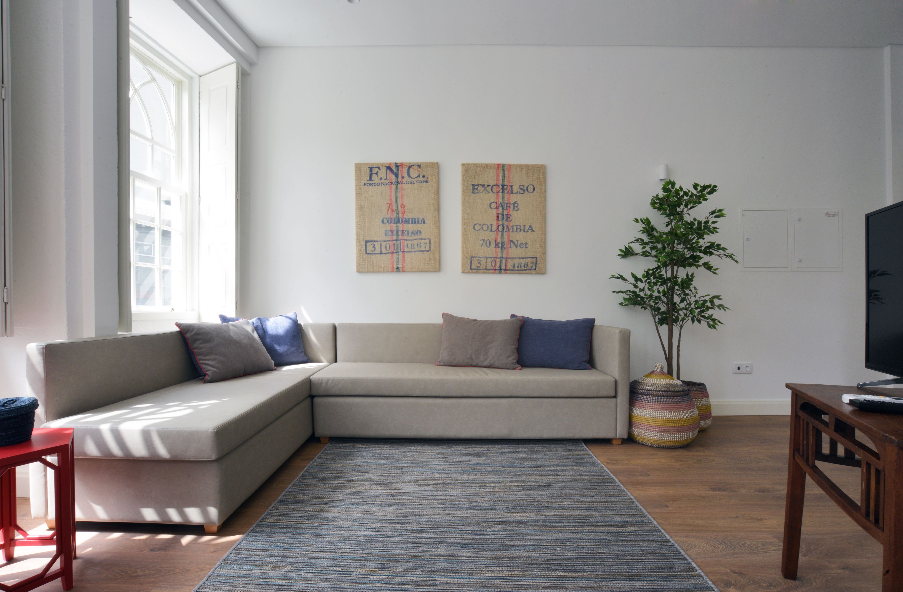 Standard Apartment, 1 Bedroom, City View | Living area | Flat-screen TV