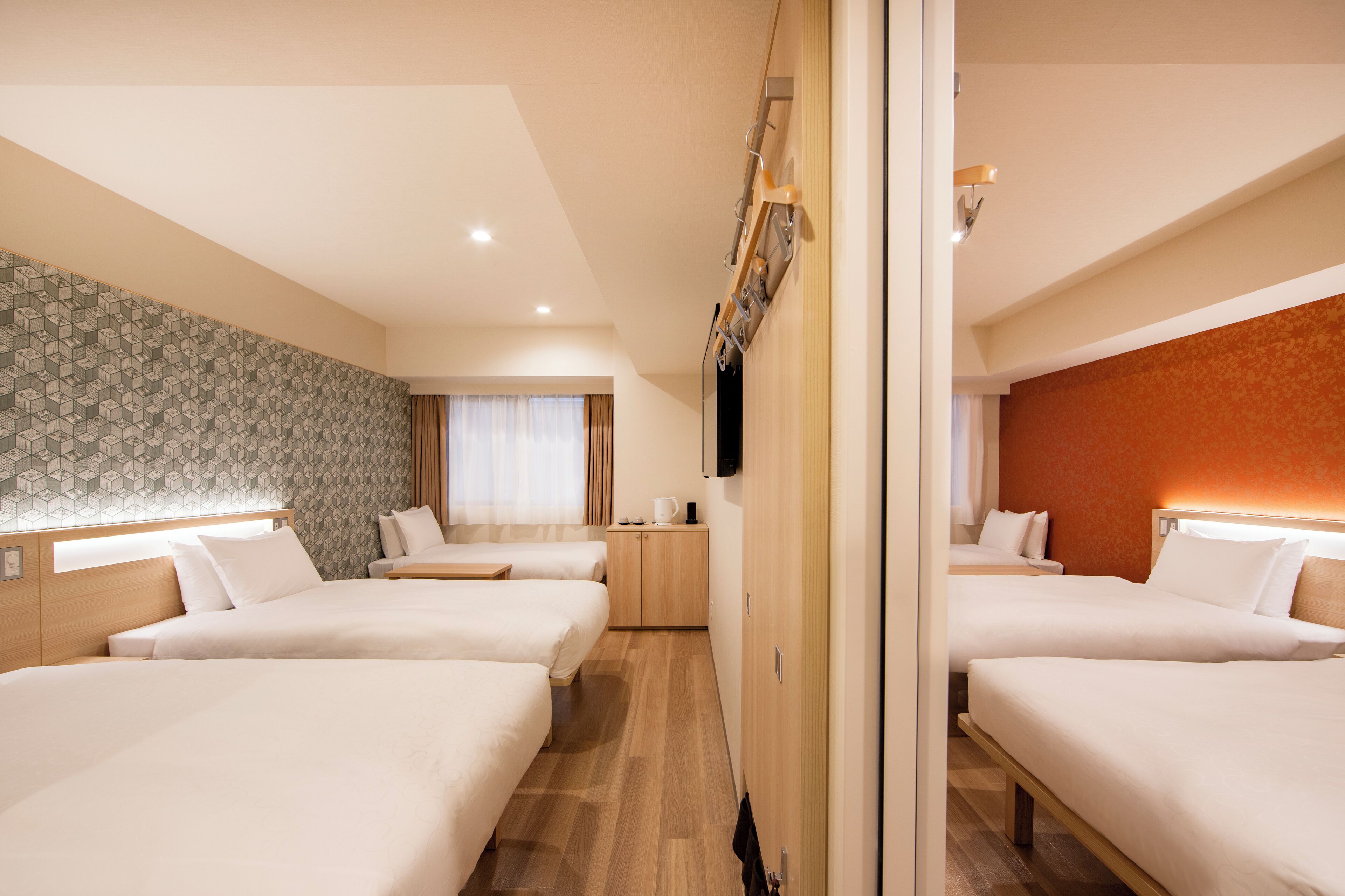 connecting rooms for 6 people | free wifi, bed sheets, wheelchair access