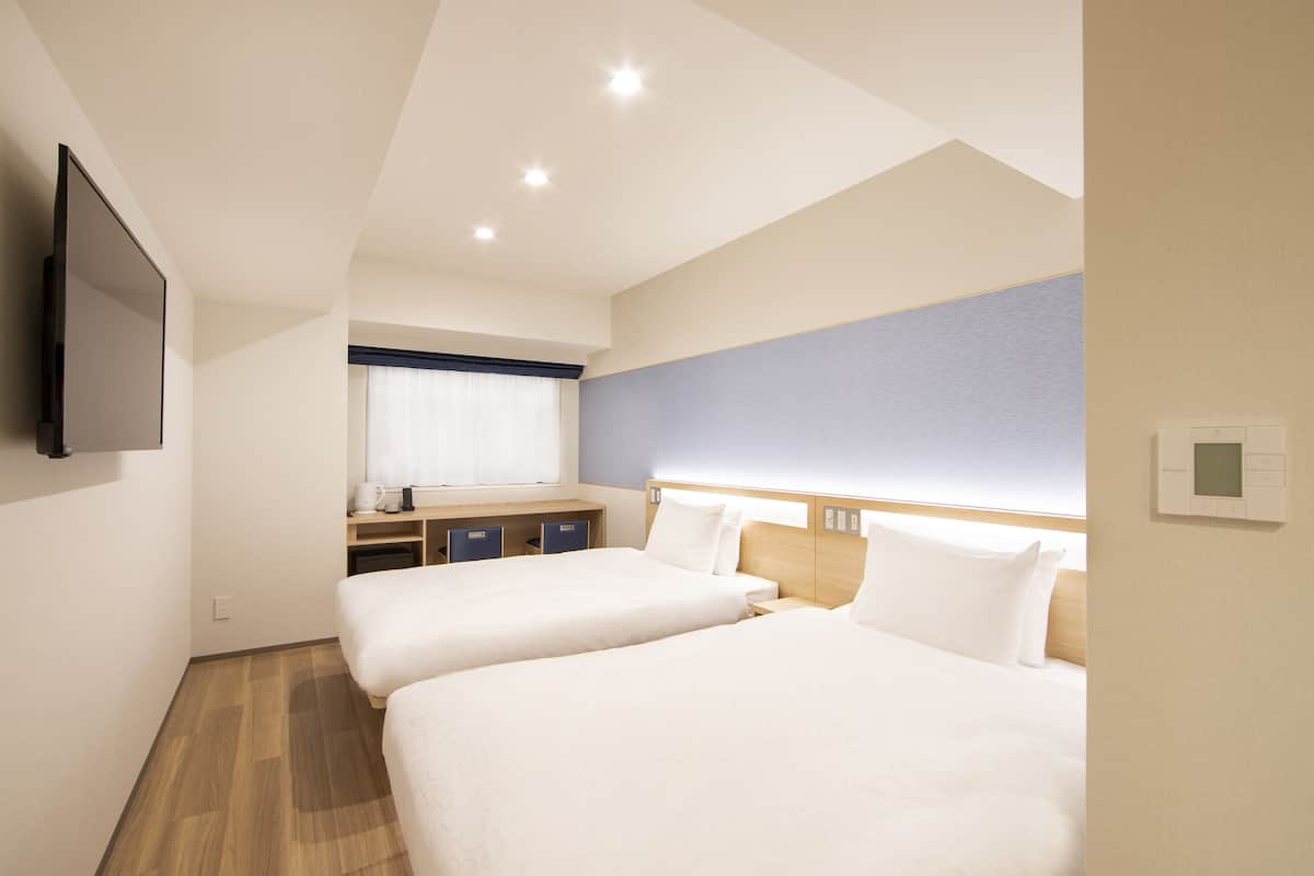 标准双床房 (for 2 people) | 免费 WiFi、床单、轮椅无障碍