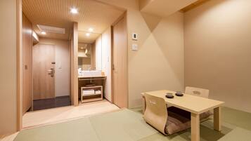 Chambre Familiale, non-fumeur (Japanese-style, For 4 people)